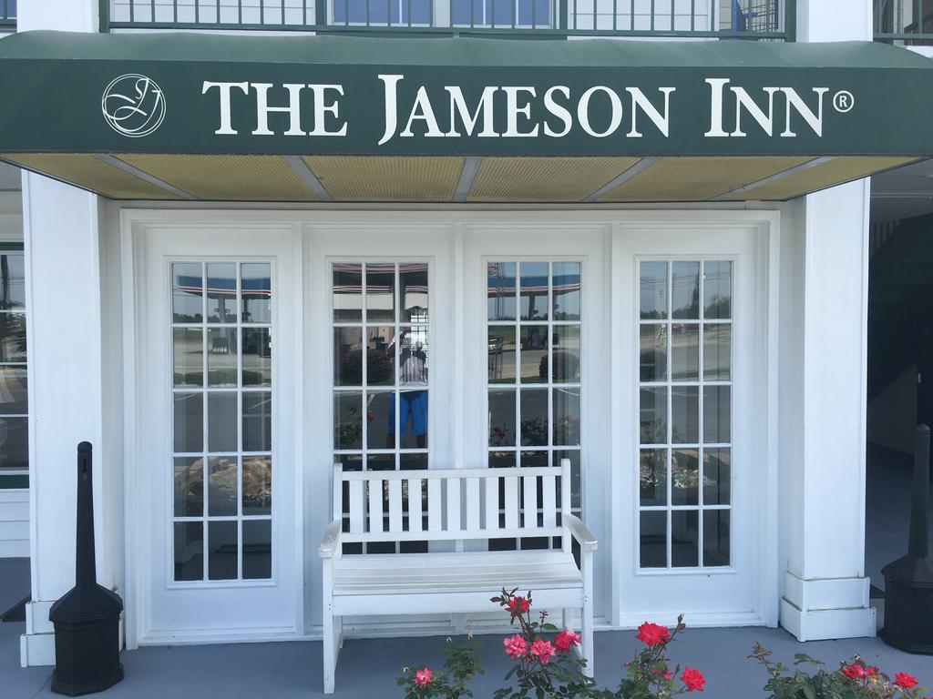 Jameson Inn Douglas Exteriör bild